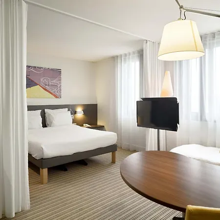 Hotel Paris Grand Cdg Aéroport 4 étoiles 4*