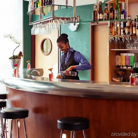 Paris Grand Cdg Aéroport 4 étoiles 4*