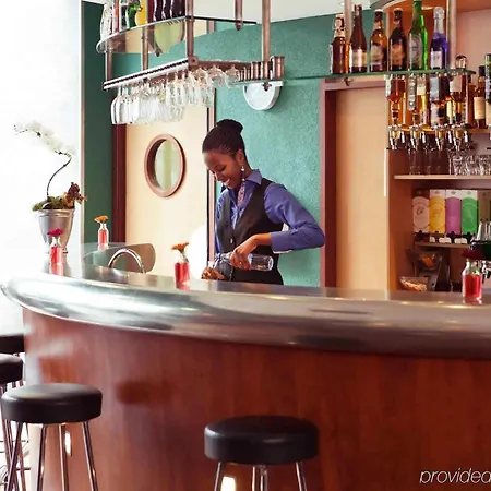 ホテル Paris Grand Cdg Aeroport