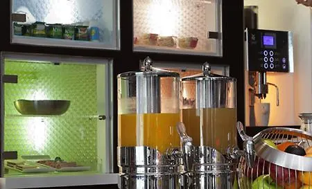 Hotel Paris Grand Cdg Aéroport 4 étoiles 4*